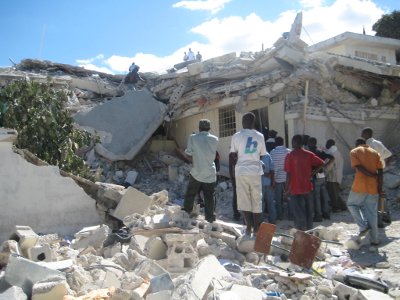 Las endebles construcciones de Haití no resistieron la devastadora fuerza del terremoto