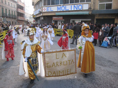 Cerca de 15.000 personas acudieron a su cita ineludible con el Carnaval herenciano, el Día del Ofertorio 