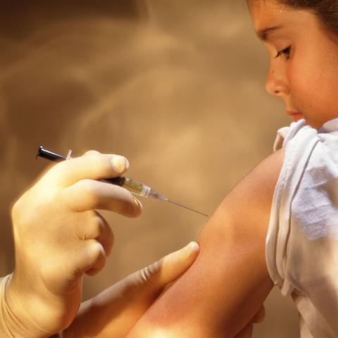 El TS condena a la Junta a pagar 800.000 euros por una insuficiente campaña de vacunación de meningitis