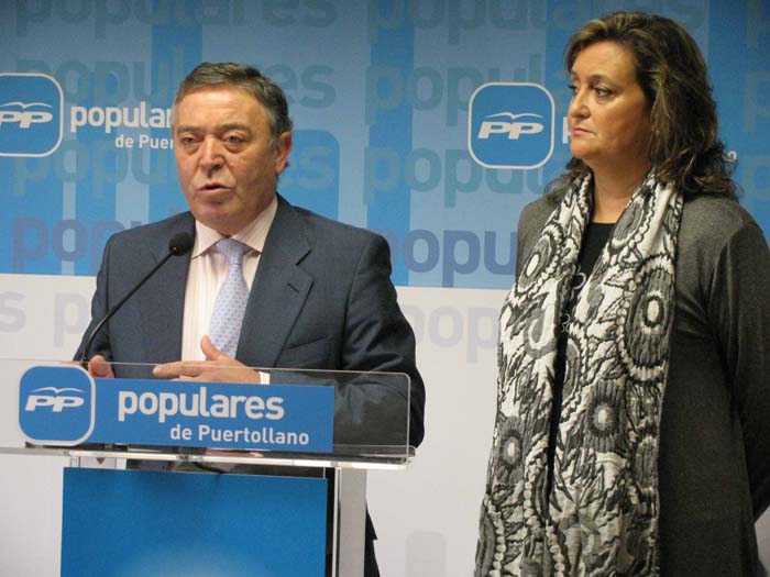 María José Ciudad, con Fracisco Gil-Ortega, ayer en rueda de prensa