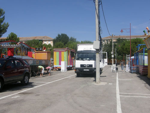 Imagen de los últimos preparativos en el recinto ferial