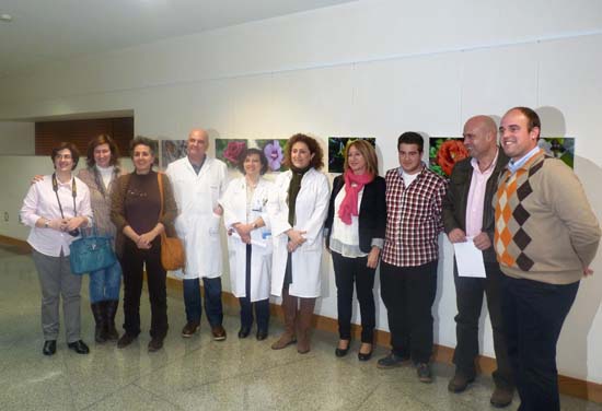 Inauguración exposicion fotográfica por la dirección médica del hospital y Asociación Afanion