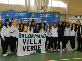 BM  Base Villaverde (Campeón cadete femenino)