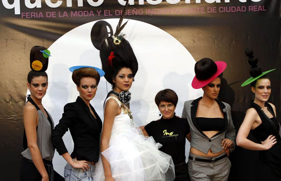 Pequeno desfile Ino
