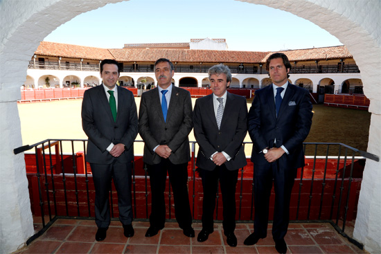 almaden_hotel-plaza-de-toros