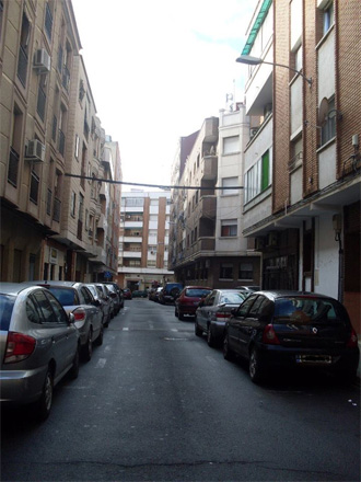 La calle de Aben Canes, de la calle de los Reyes a la de Morería