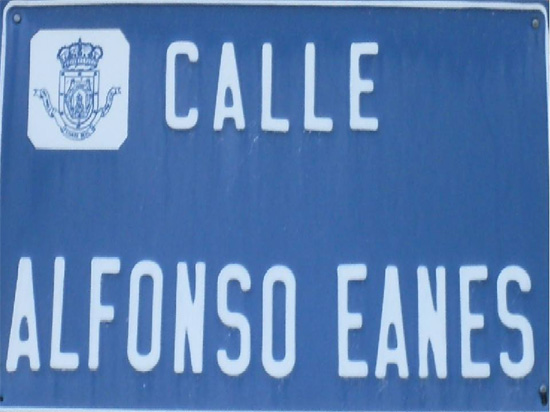 Cartela de la Calle de Alfonso Eanes.