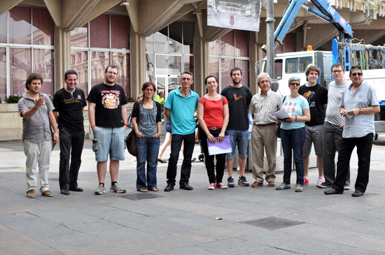 asamblea-popular-en-la-plaza-mayor