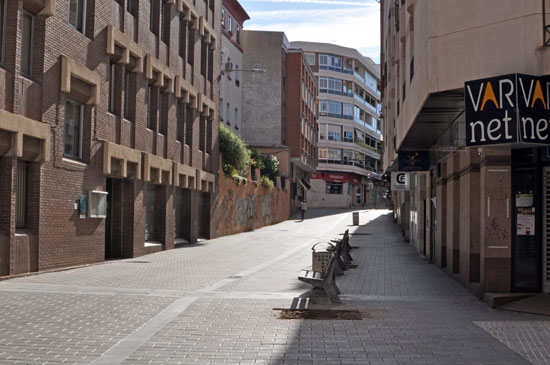 Calle Hernán Pérez del Pulgar sin árboles