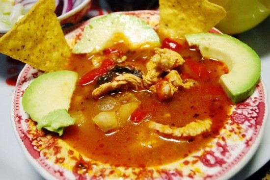 sopa de tortillas y pavo