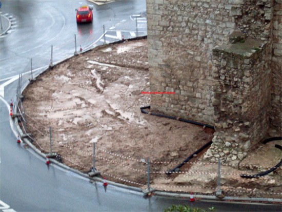 muro-puerta-de-toledo