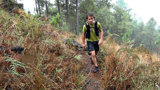 Moraga-durante-su-ascensión-al-Pico-Duarte