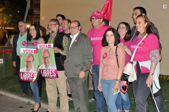 upyd-pegada-de-carteles-02