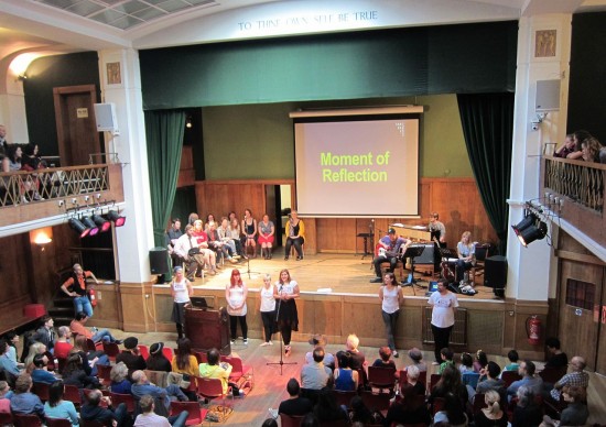 Sunday_assembly_at_Conway_Hall