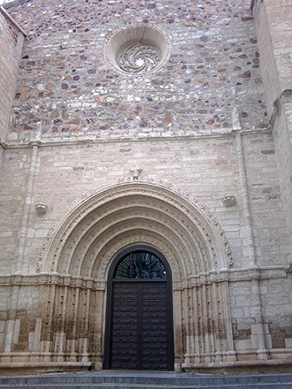 10.- Puerta del Perdón de la Iglesia de San Pedro (Manuel Cabezas Velasco)