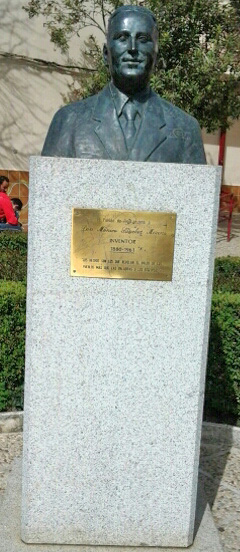 Busto de Mónico Sánchez en Piedrabuena