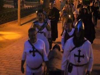 Representación del cortejo fúnebre del funeral del infante don Fernando de la Cerda por la Asociación de REcreación Histórica Batalla de Alarcos y panegírico de Antonio José Martín (Luis Sobrino Simal)