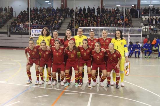 Puertollano lleva en volandas a selección española de fútbol sala femenino | MiCiudadReal.es