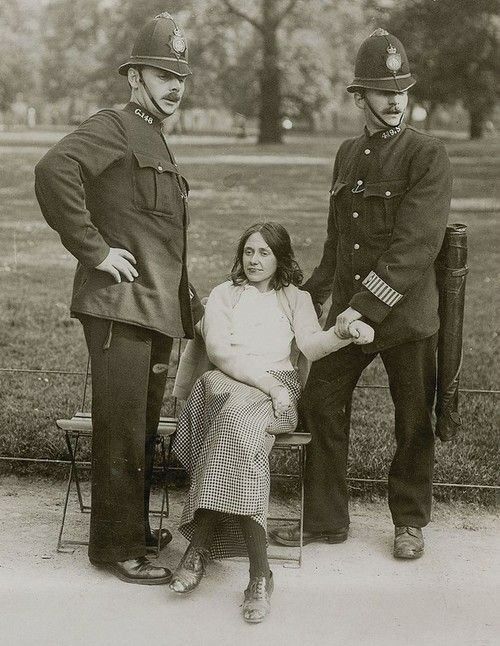 Una sufragista presa. Londres, 1918 (Historygram)