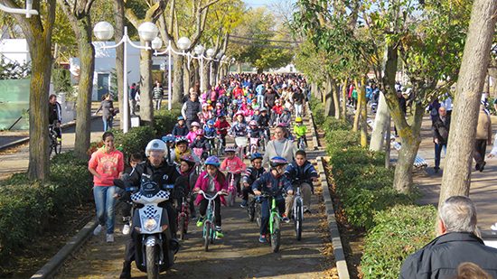 fiesta-de-la-bici-manzanares-1