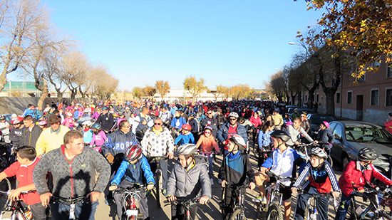 fiesta-de-la-bici-manzanares-2