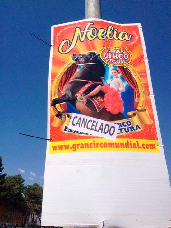 carteles-circo-saboteados-2