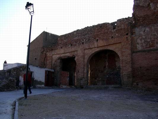 Una foto de la situación actual del Castillo Palacio del Duque de Híjar