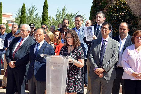 ACTO-HOMENAJE-LECTURA-MANIFIESTO