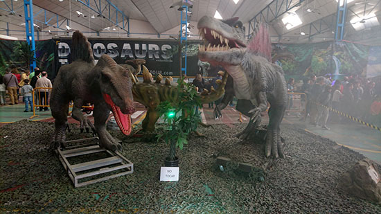 dinosaurios-animatronicos-2
