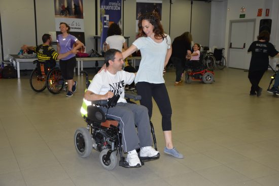 danza inclusiva en silla de ruedas
