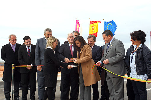 La ministra de Vivienda inaugura la ampliación del polígono 