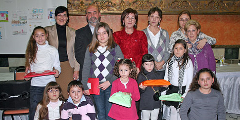 En un acto organizado por la Federación de Asociaciones de Vecinos en Puertollano 