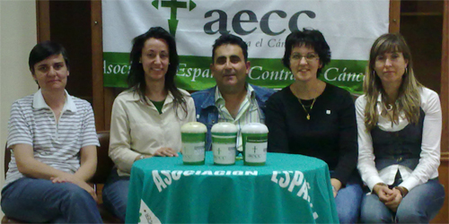 Jornada de cuestación de la Asociación Española Contra el Cáncer de Santa Cruz de Mudela