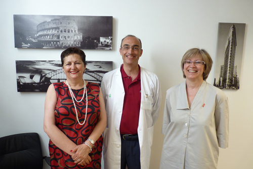 AMUMA cede al HGUCR un equipo tecnológico para la realización de la técnica del lipofilling