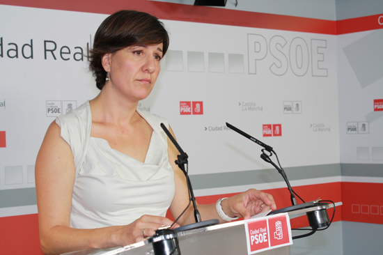 Blanca Fernández propone a Cospedal evitar el «desastre» de la UCLM reduciendo un 40% sus altos cargos elegidos «a dedo»