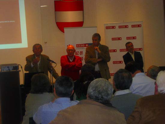 Pedro Ruiz, en la clausura de la exposición Otra luz en Puertollano