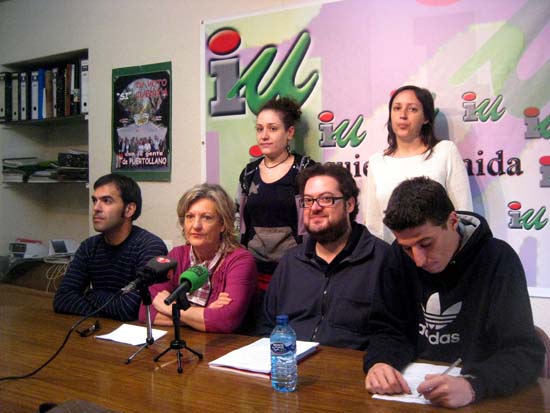 Ejecutiva de Iu Puertollano, con García (segundo por la derecha), Paris Félix (primero por la derecha) y Manchón (primero por la izquierda)