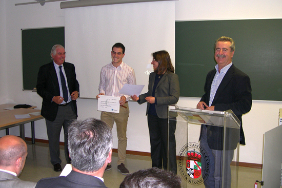 uclm_premio_trabit