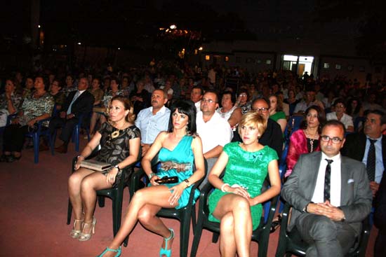 Villarta de San Juan: La pregonera de las Fiestas de San Juan invita a todos «a convertirse en socios de esa gran empresa que es la Educación»