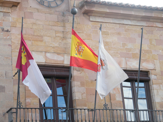 almagro_bandera