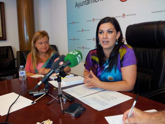 Mayte Fernández, hoy, durante su comparecencia ante los medios