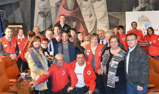 cruz-roja-y-el-padre-tono
