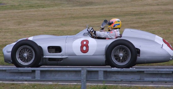07_hamilton_mercedes-fangio-(2)