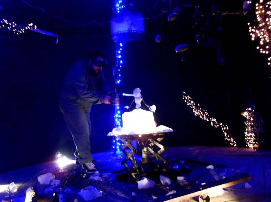 Inmersión en los vicios del hombre actual: el más difícil todavía de Onírica mecánica