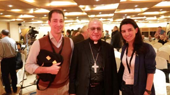 Víctor González y Rocío Monasterio, de VOX, con el arzobispo de Kirkuk de los Caldeos (Irak)