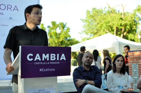 mitin-podemos-04
