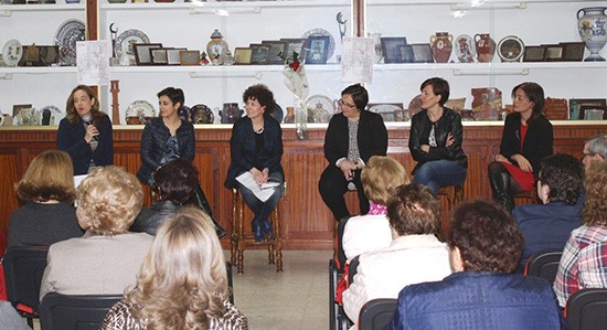 I-ENCUENTO-POR-LA-IGUALDAD_-MUJERES-Y-POLITICA