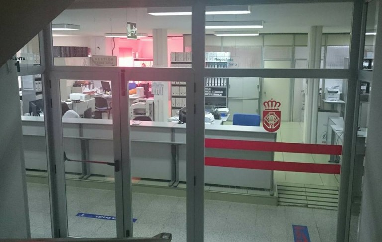 Se acabó el parapetarse detrás de los archivadores