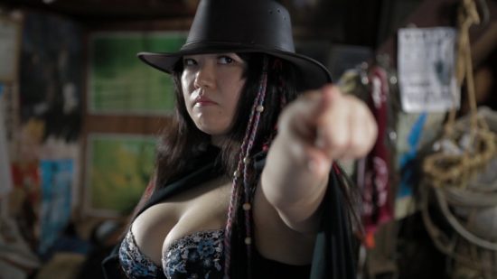 Fotograma_Boob_Slinger