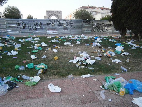 pandorga-basura-09